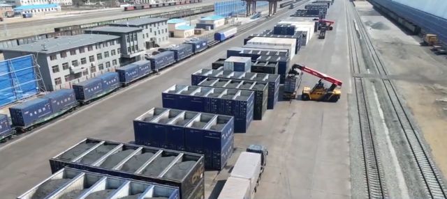 再創(chuàng)新高!中俄琿春鐵路口岸進(jìn)出口貨物突破200萬噸